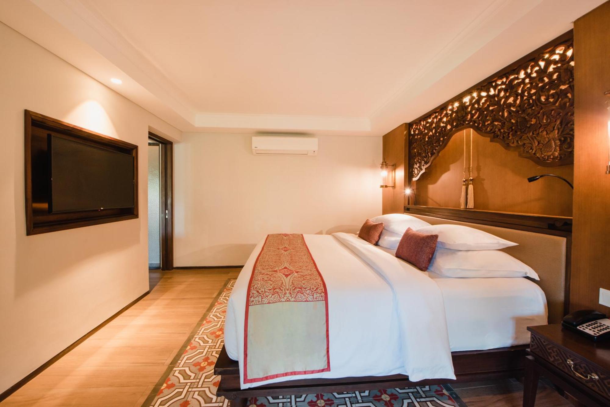 Ramayana Suites And Resort Kuta  Exterior photo